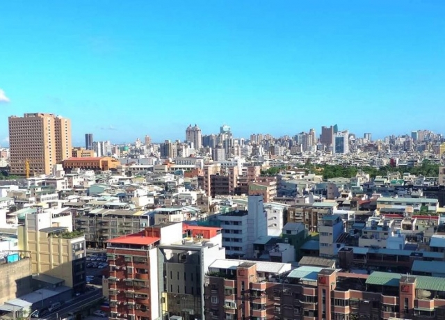 建商南部高價搶地 低利缺工房價易漲難跌