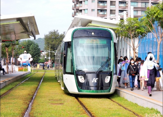 高雄輕軌大南環 拚元旦前通車