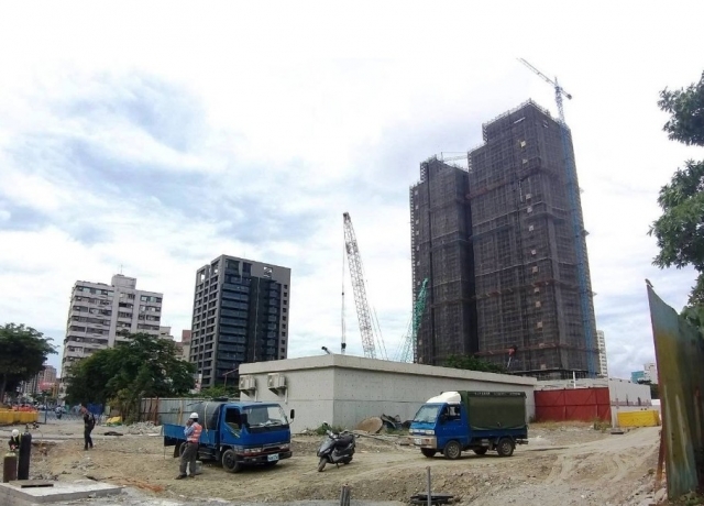 高雄拆陸橋high了房市　鐵路沿線2年漲7%