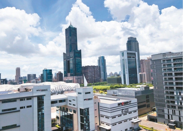 高雄房市三熱區 建商搶地