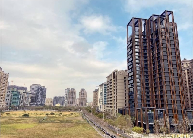 立院三讀實價登錄2.0相關修法 紅單轉售最重罰百萬