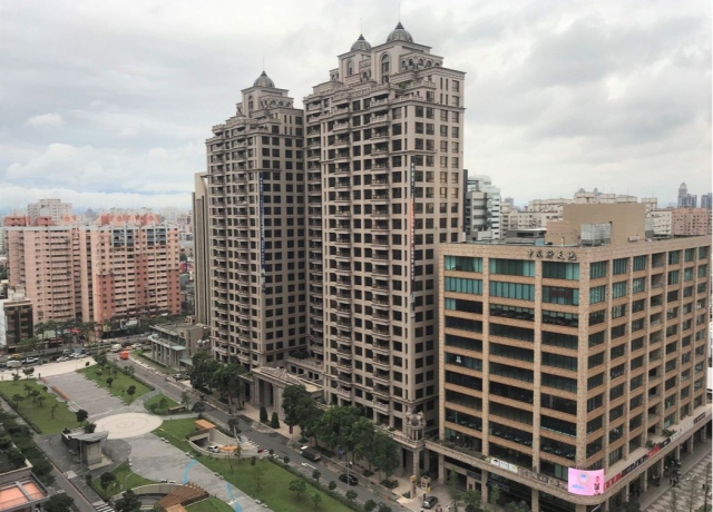 國有地上權夯 分三批招標