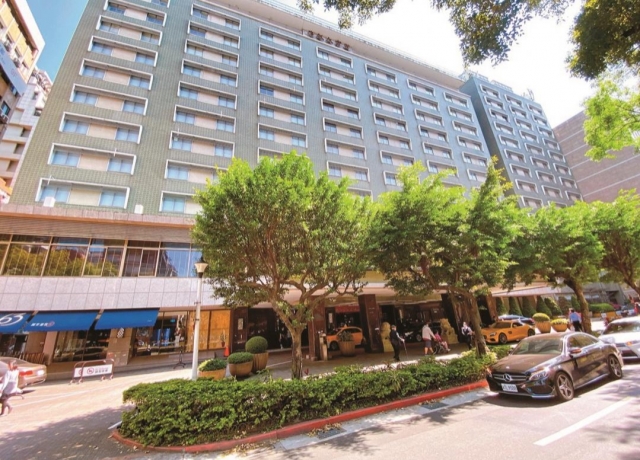 飯店旅館轉生術 危老、建商獵地兩大途徑