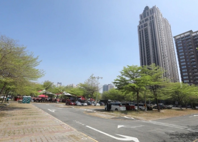 高雄最貴豪宅旁 農16停車商場案動工添利多