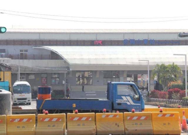 高雄捷運岡山站3年後通車 連接車站天橋加速推動