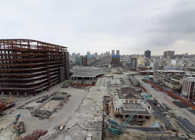 高雄新火車站區蛻變 願景館8月啟動回娘家明年初就定位