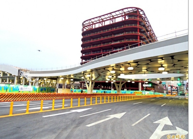 高雄車站長明街區 議員提3箭振興