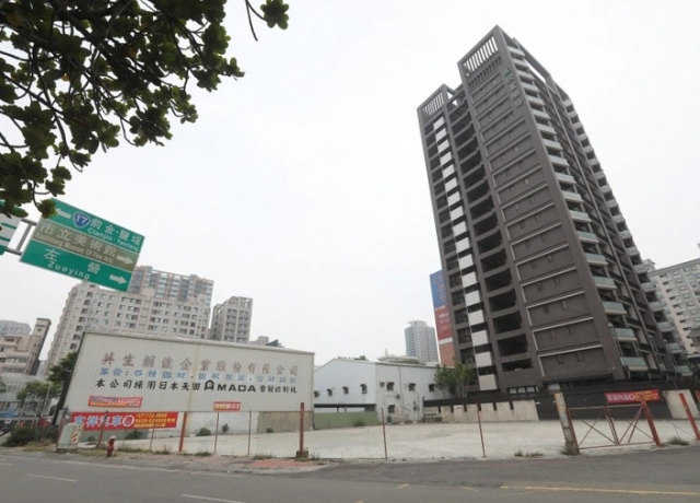 高雄輕軌沿線地價飆高　430坪地開價9.5億