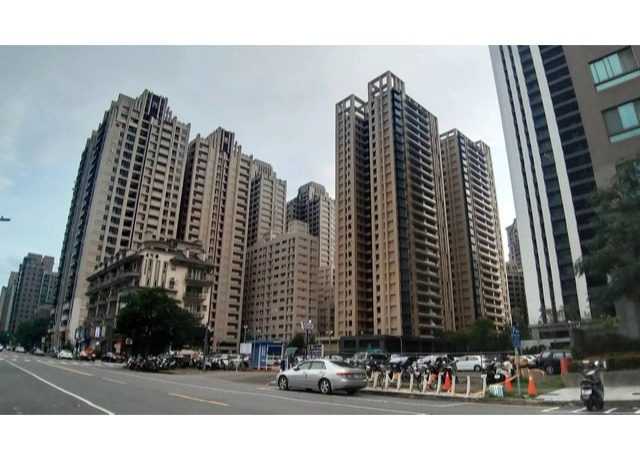 數據說話|疫情打房影響不了房市 高雄新屋價繼續走高