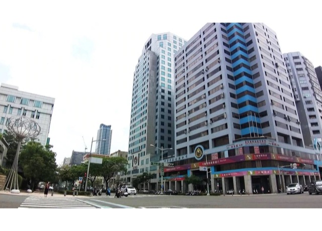 高雄舊商辦如王老五過年 均價每坪不到12萬元