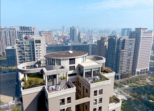 新建餘屋連4季減 2年內占逾55%