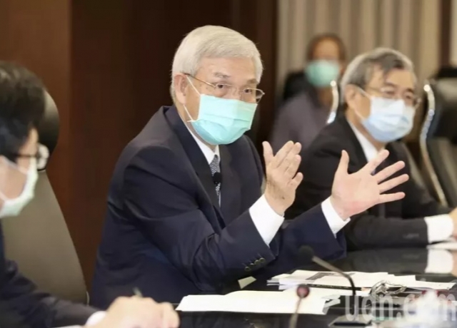 貸款戶注意！央行總裁楊金龍：最快明年下半年升息