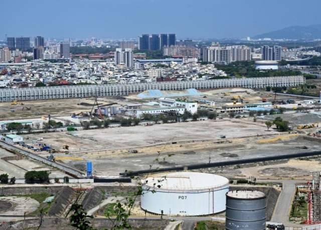 中油高煉廠整治進度已達69.5% 周圍楠梓、左營建案都準備好了