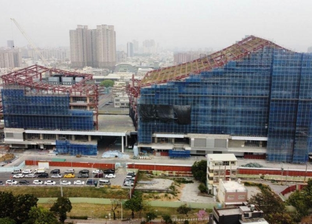 鳳山「空中鳳城」一年後完工 規劃百貨商場、影城 推4字頭房價