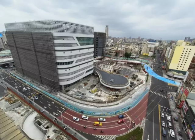 高雄車站邁向最後一哩路 民代盯表參道計畫、商圈轉型進度