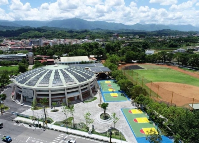 美濃運動中心戶外景觀延伸 3D列印街道家具現身 打造樂齡場域