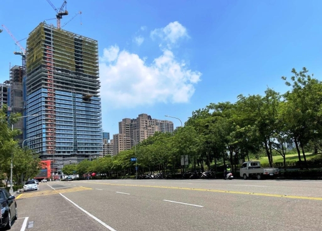 高雄超高大樓夯 流行往上拉高看景與向下挖深增車位