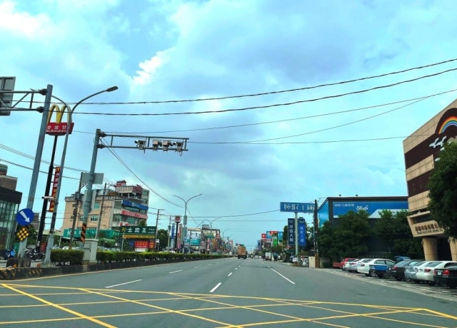 高雄四線齊發 輕軌與岡山延伸線進度順暢 另二線流標與爭議恐拖延