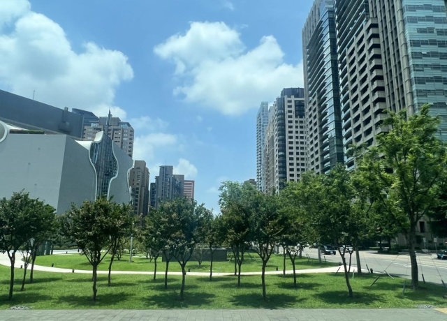 政院通過「危老條例修正案」三情況應一律參與危老重建