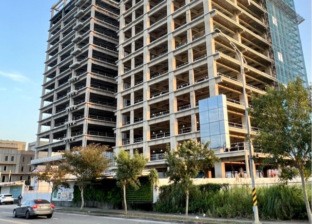 看好商用不動產 12家建商轉推案百億商辦