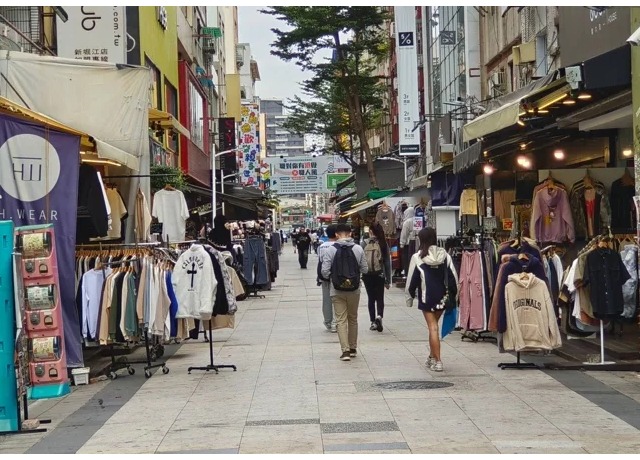 大立商圈人潮外溢 新崛江受惠盼改造