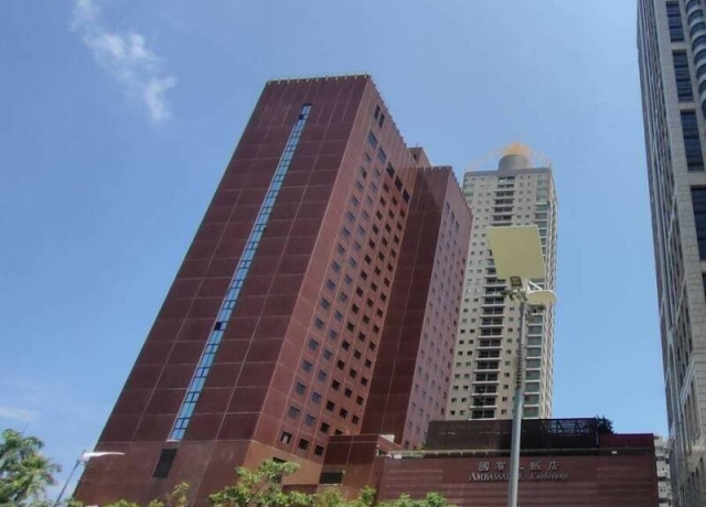 高雄國賓危老重建蓋58層大樓 議員籲制定「景觀自治條例」