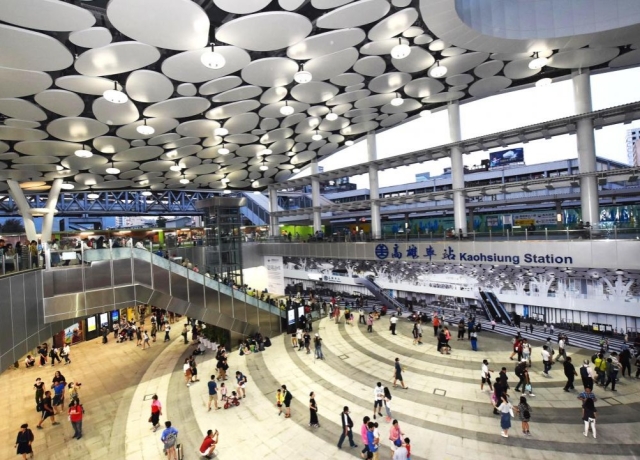 不買對不起國家社會？高市新火車站商圈新案竟出現2字頭實登價