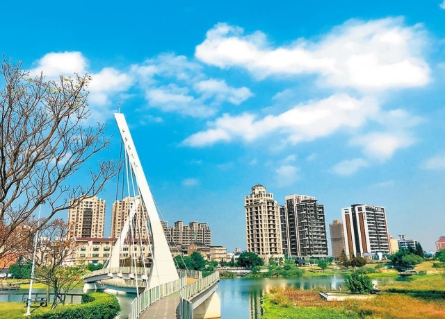 房市轉空頭！李同榮估：預售將比成屋多跌5% 「3區」具抗跌性