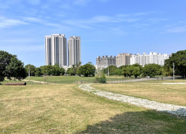 護國神山15分鐘生活圈效應發威 左營這區房價補漲明顯 5年漲幅翻漲3倍！