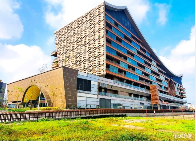 鳳山車站「空中鳳城」 三度招商