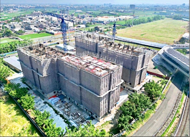 高雄自建亞灣、大寮社宅 進度超前3至4％