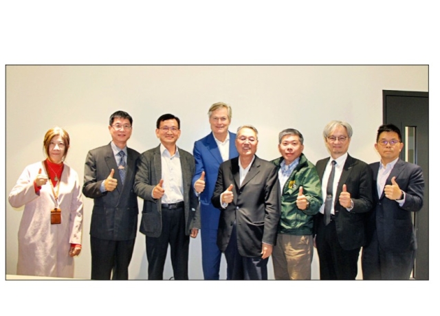 攜手海委會、高市府 施振榮倡議打造首座海洋科學園區