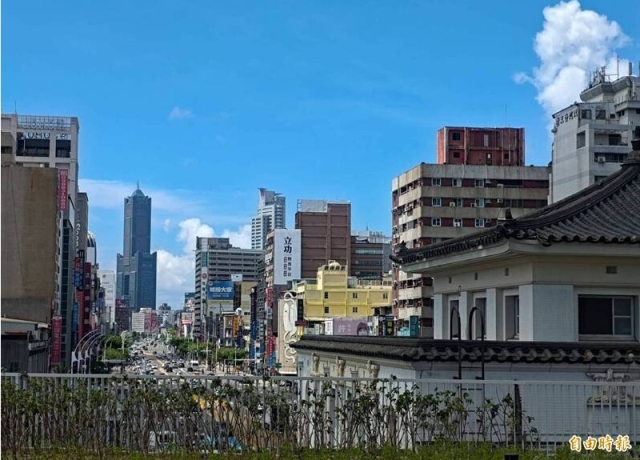 高雄地下街挑戰多 捷運局：先做連通道