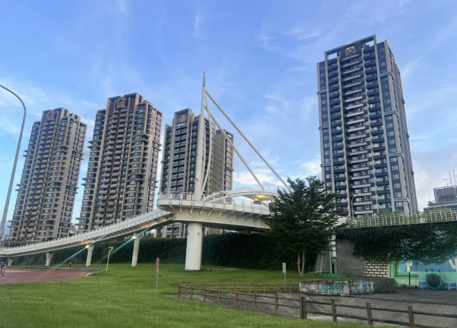 央行「化療式」限貸打房 李同榮：下半年房市將現「九大慘狀」