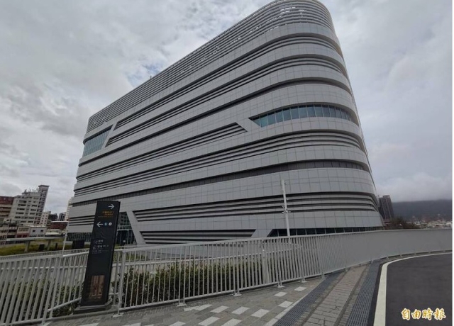 調降營運權利金! 台鐵高雄車站商業大樓2次招商 9/5截止收件