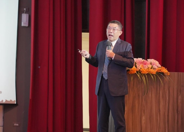 房市大數據專家楊宗憲教授：房市今年價量俱跌 明年量穩價微跌