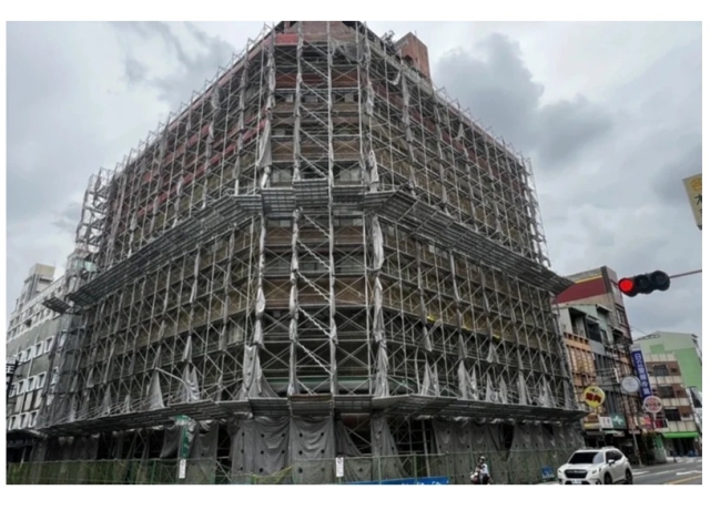 台南來亞大樓 市府將出手代拆