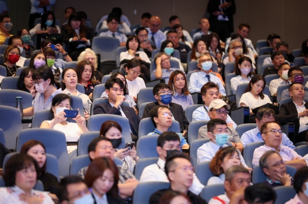 富住通商用不動產市場發表會