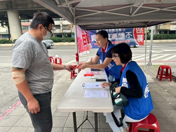 LINE_ALBUM_20251129楠梓捐血站_251201_15