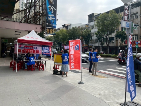 LINE_ALBUM_20251129左營捐血站_251201_2