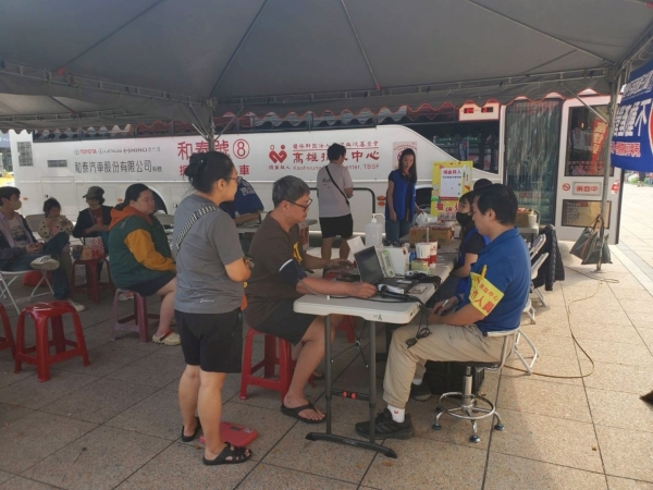 LINE_ALBUM_20251129漢神巨蛋捐血站_251201_58