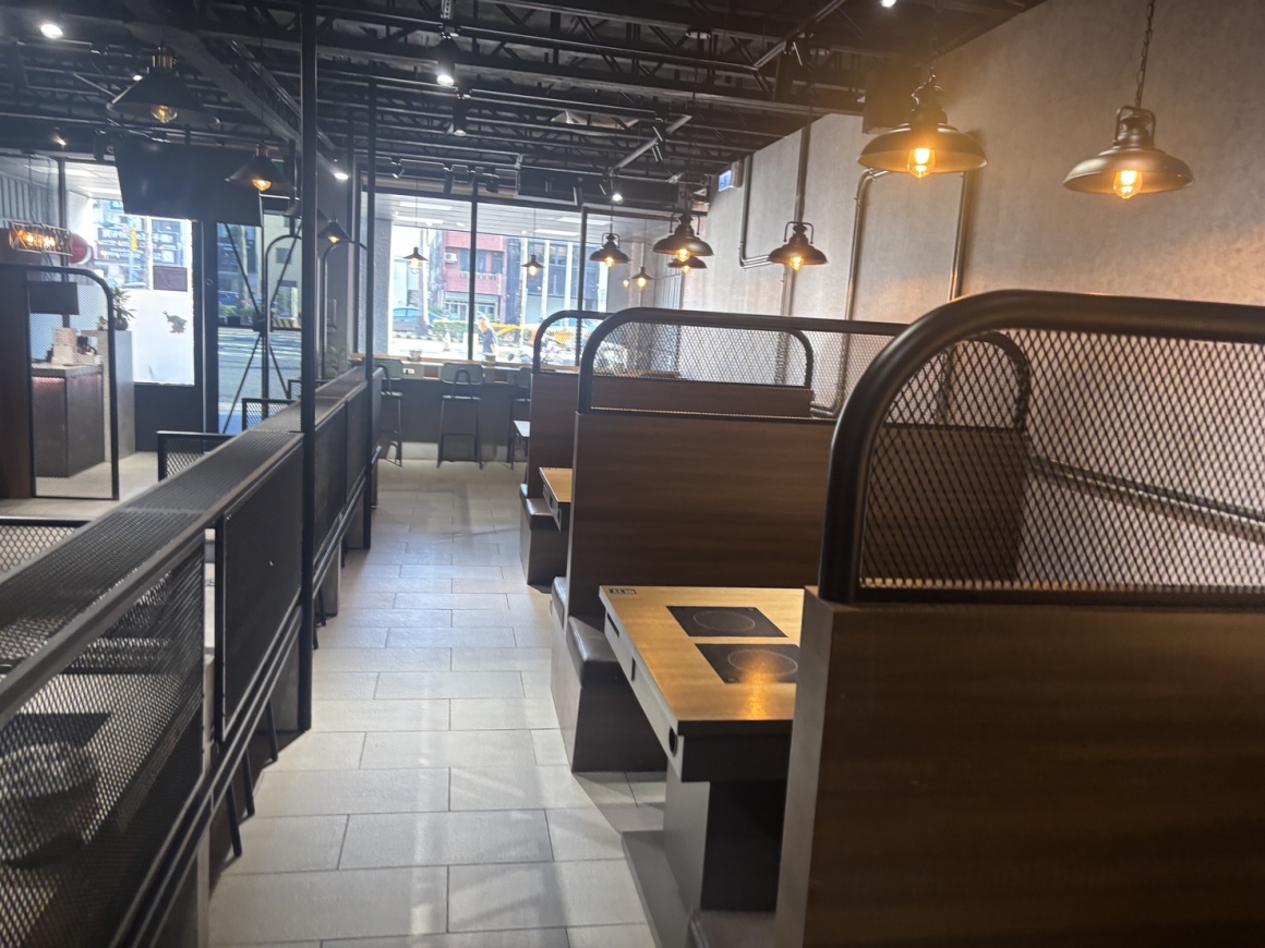 GBS25033 林森稀有金店 照片 (2)