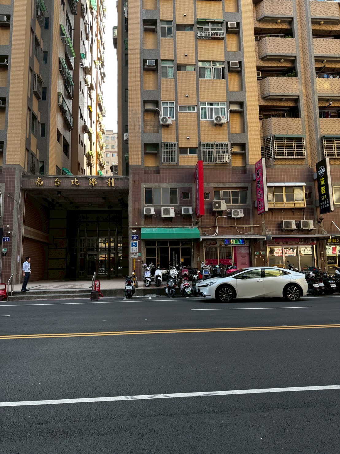 GBS26016 開元比佛利店 照片(1)