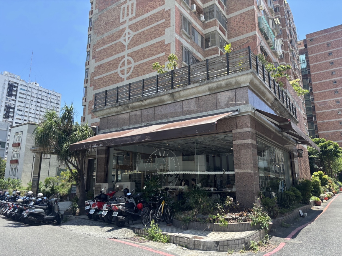 GBS26026 東區曼哈頓店面 照片(1)