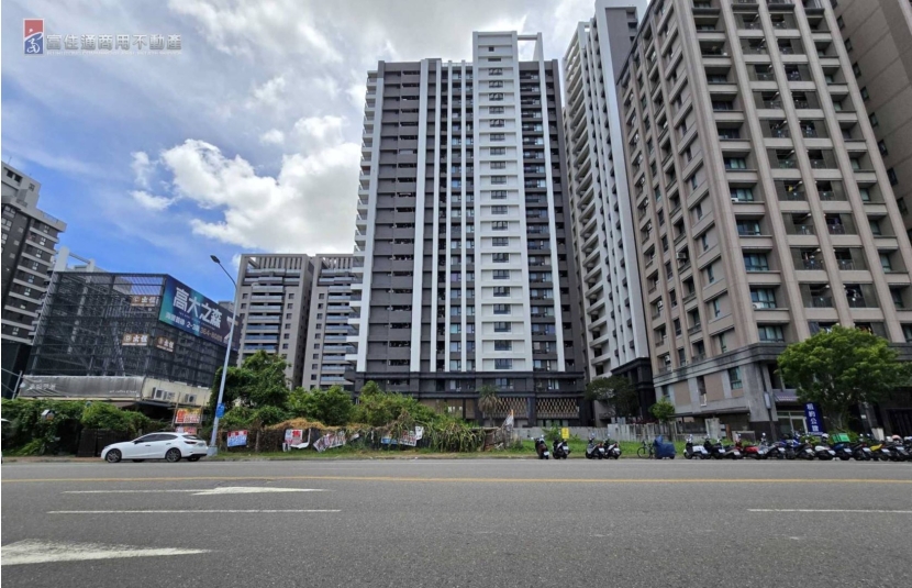 藍田路大面寬商三建地