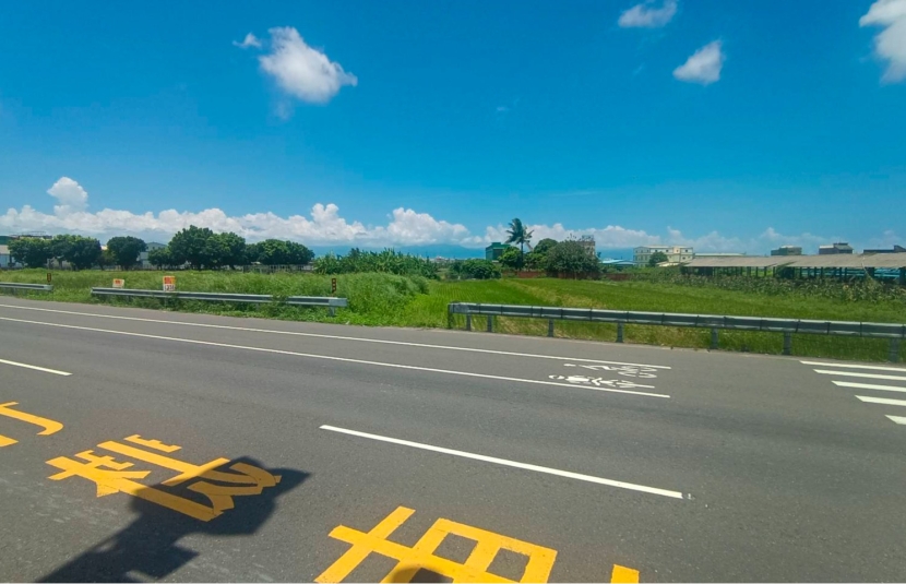 林園鳳林公路上農地