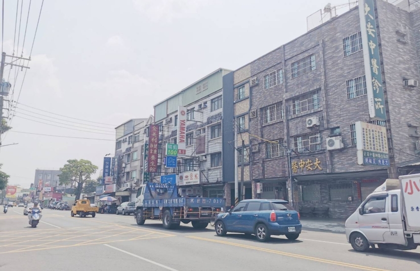 大社中山路大店面(租)