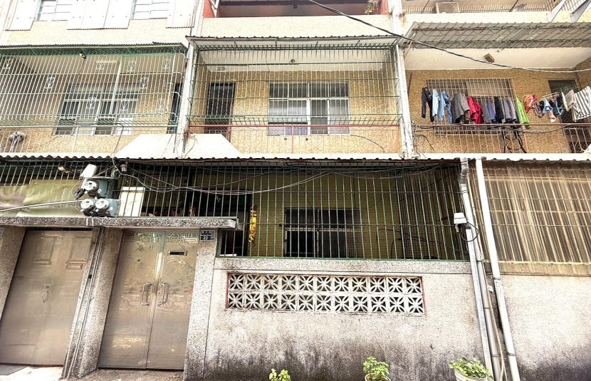 自由黃昏市場面寬透天