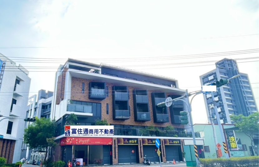 仁武八卦寮-邊間雙車金店