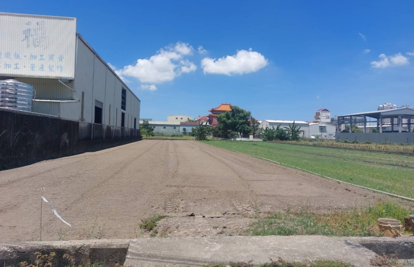 大寮鄰近大同街農地